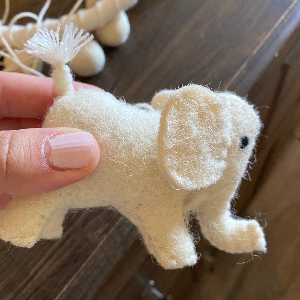 Beautiful handmade Wool Elephant Baby Mobile - Picture 3 of 9